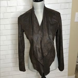 Knox rose drape cover up/ cardigan. Super cute